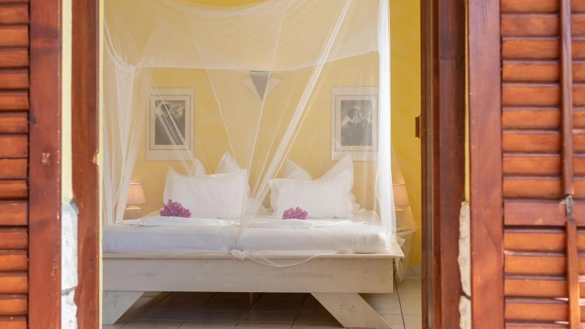 Apartments Gordan With Garden, 3 Min Walk To The Beach Croatia